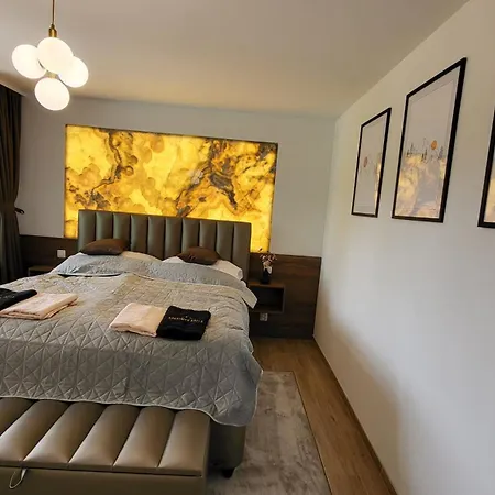Adela Vip Nezabudka - Tiche Kridlo, 45m2 A Spanok דירה *